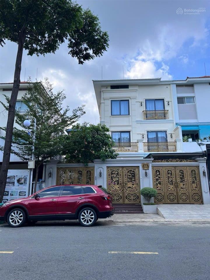 Bán biệt thự song lập mỹ hoàng mt đường phạm thái bường  pmh  quận 7. giá bán 80 tỷ  dt 210m2