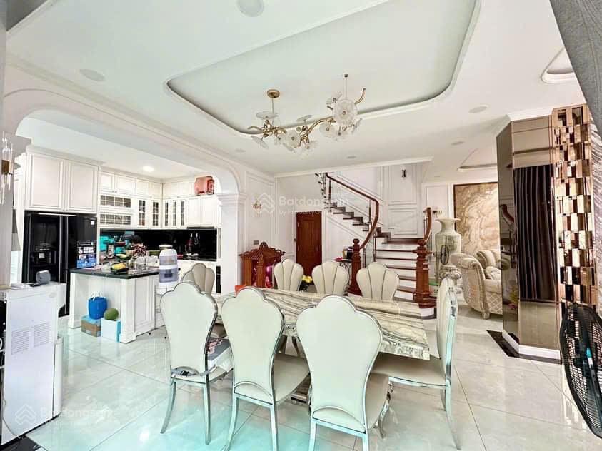 Bán biệt thự song lập mỹ hoàng mt đường phạm thái bường  pmh  quận 7. giá bán 80 tỷ  dt 210m2