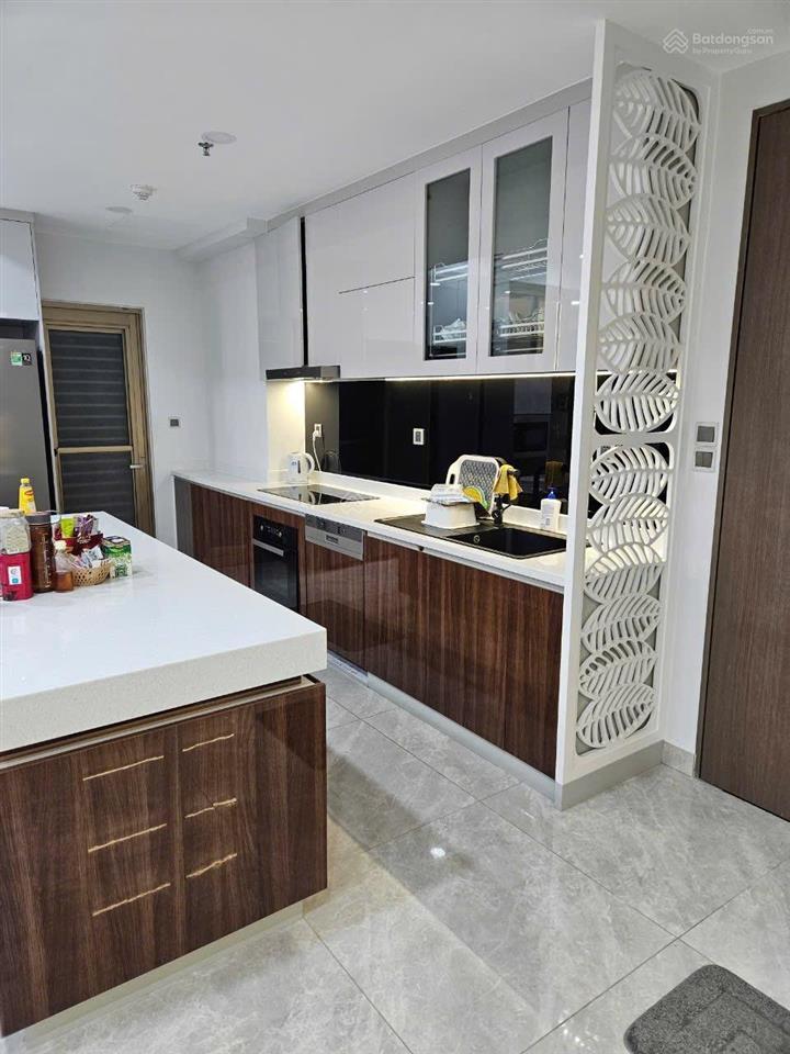 Bán chung cư midtown m8 the peak  pmh  131,1m²  3pn, 2wc