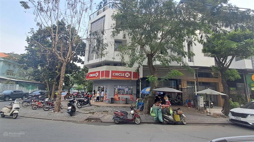 Cặp nhà phố vị trí góc đẹp nhất khu phú mỹ đường số 3& đường số 2  giá bán 50 tỷ