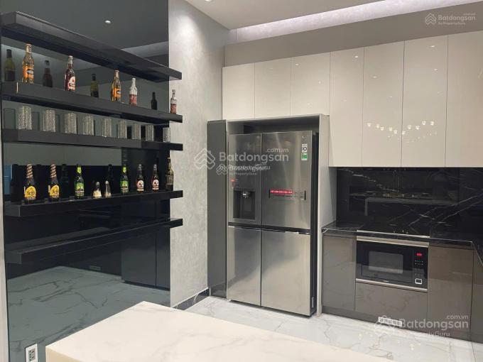 Biệt thự vườn mỹ giang, q7  dt 8x20m  3 tầng  giá bán 36 tỷ