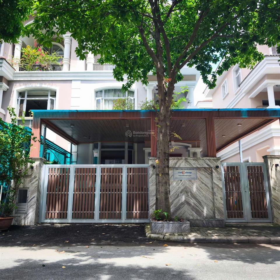 Bán biệt thự khu nam viên view đẹp tại phú mỹ hưng dt 162m²  giá 55 tỷ
