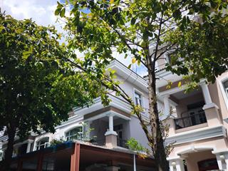 Bán biệt thự khu nam viên view đẹp tại phú mỹ hưng, 55 tỷ, 162 m2