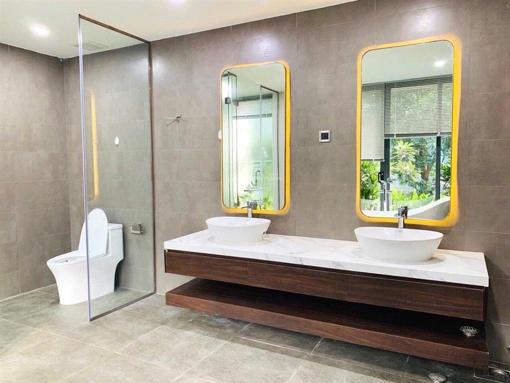 Hot! biệt thự 2 mặt tiền đường lớn khu phố nam thông 1, phú mỹ hưng, quận 7  270m2  120 tỷ