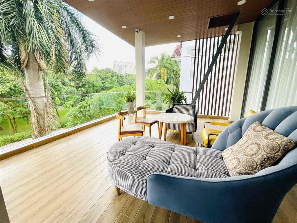 Hot! biệt thự 2 mặt tiền đường lớn khu phố nam thông 1, phú mỹ hưng, quận 7  270m2  120 tỷ