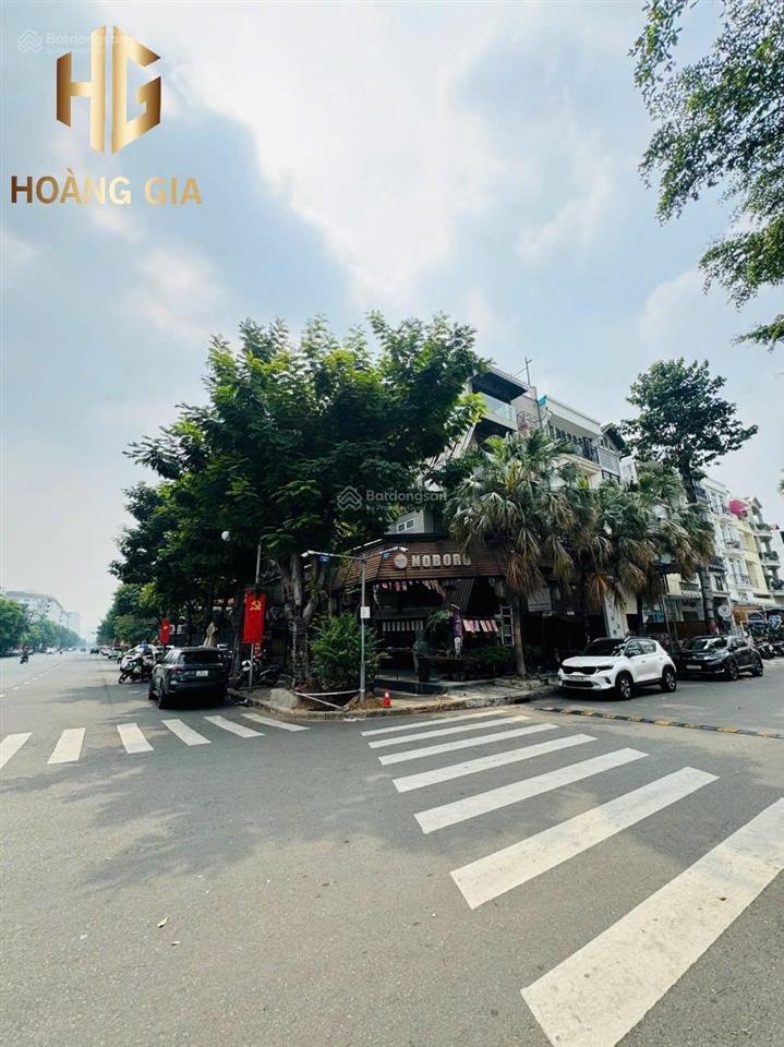 Chính chủ cần bán quán góc 2mt đại lộ bùi bằng đoàn & hưng gia. giá bán 105 tỷ  203,5m2