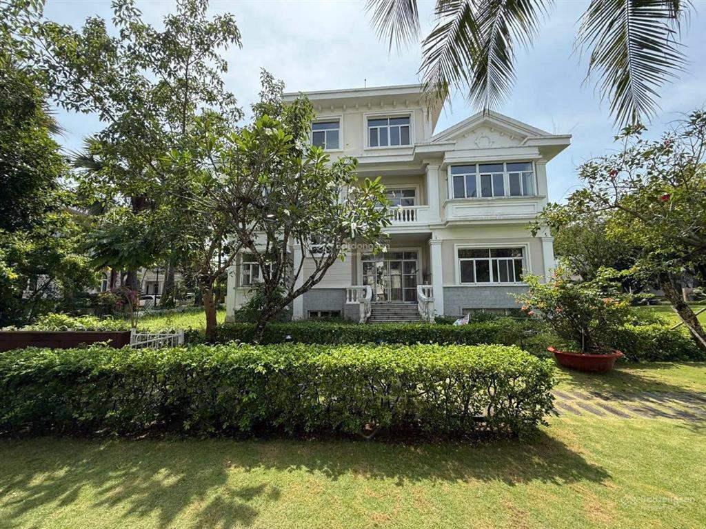 Giảm mạnh 50 tỷ vị trí vip dinh thự chateau  khu vip nhất phú mỹ hưng giá 230 tỷ dt 690m2