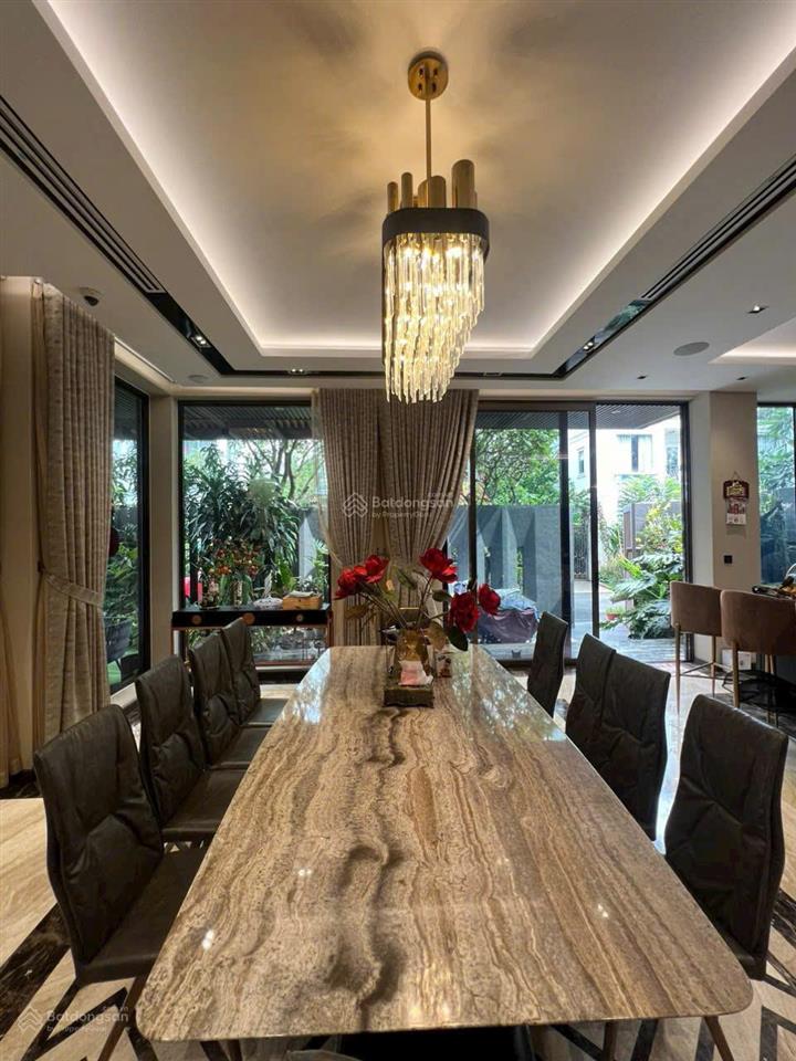 Chào bán siêu phẩm biệt thự góc đơn lập nam thông 3 phú mỹ hưng  442.5m²  giá cực sốc chỉ 99 tỷ