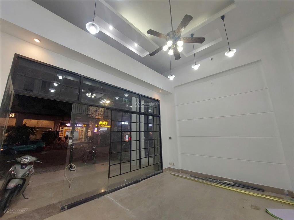 Cho thuê nhà phố thuận tiện kinh doanh hoặc mở vp mặt tiền đường số 2 giá cực tốt