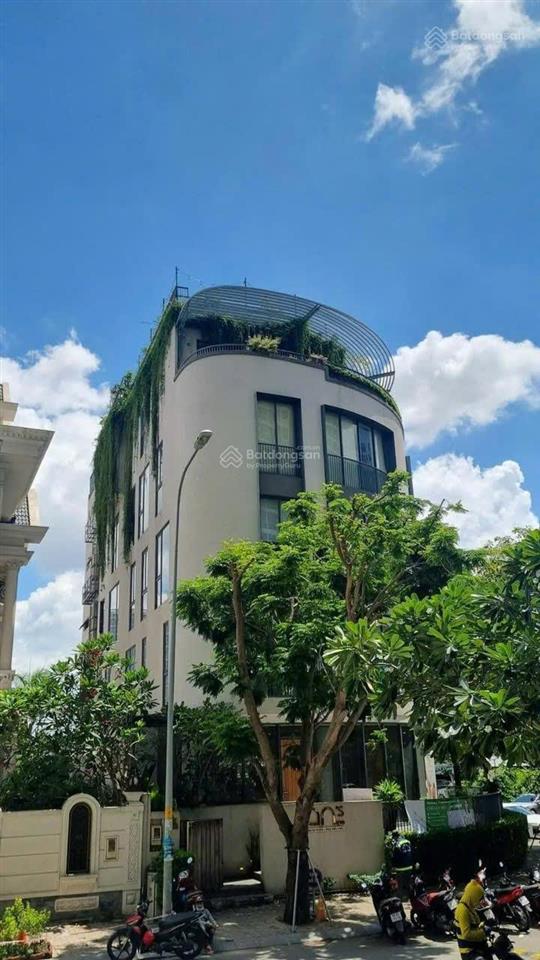 Bán gấp tòa nhà 6 tầng góc 2 mặt tiền kdc la casa q7  giá bán cực tốt 88 tỷ ~ dtsd 1250m2