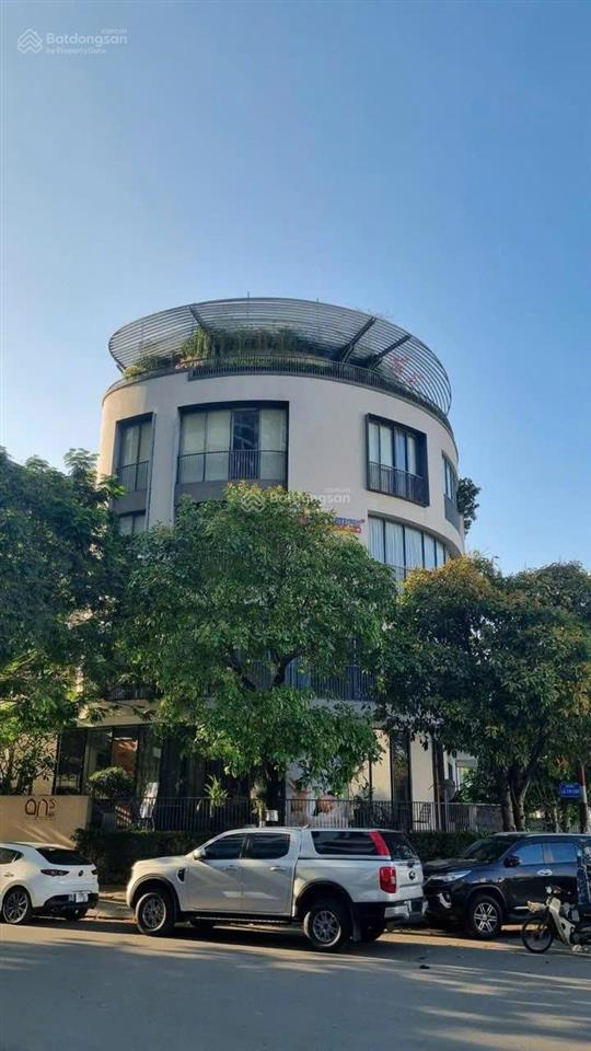 Bán tòa nhà 6 tầng góc 2 mặt tiền lê thị chợ, kdc la casa q7  giá bán cực tốt 88 tỷ ~ dtsd 1250m2