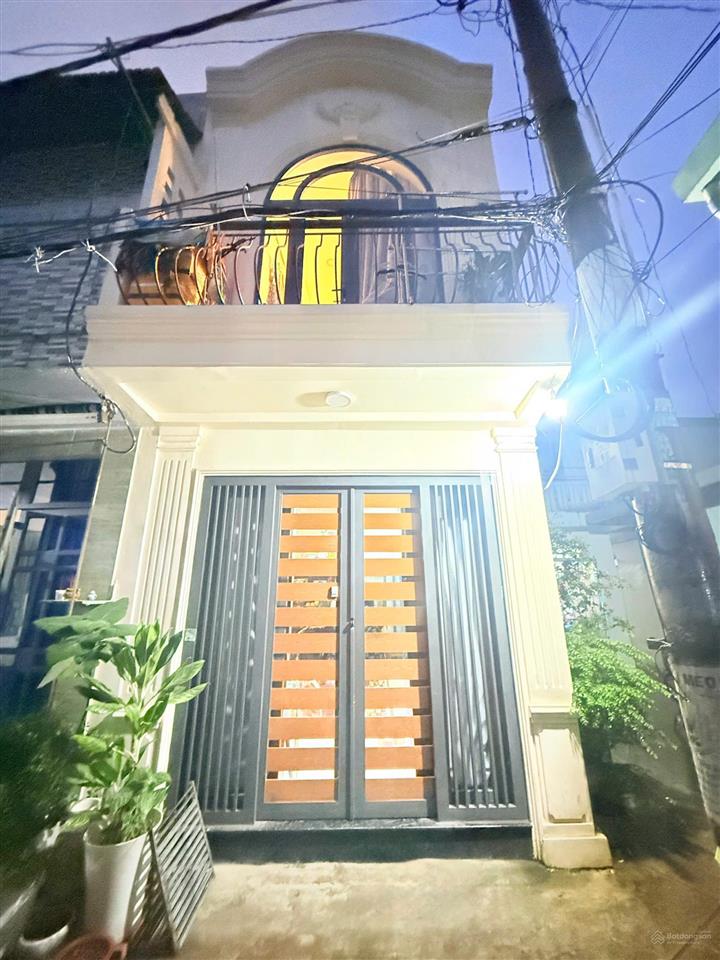 Bán gấp nhà hẻm 788 nguyễn kiệm