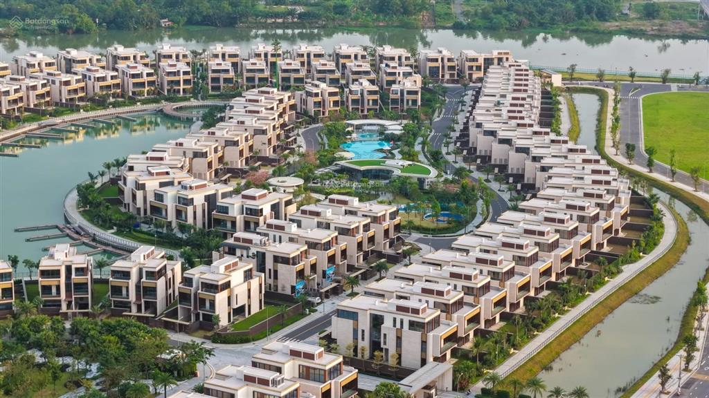 Cần bán căn 2pn lumiere boulevard đã có sổ hồng | vinhomes grand park