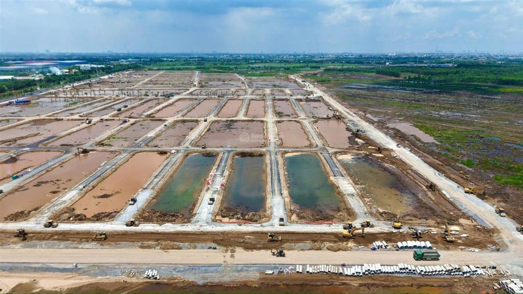 Nhà phố vinhomes sài gòn park | htls cố định 3  6% | hóc môn 0909 655 ***