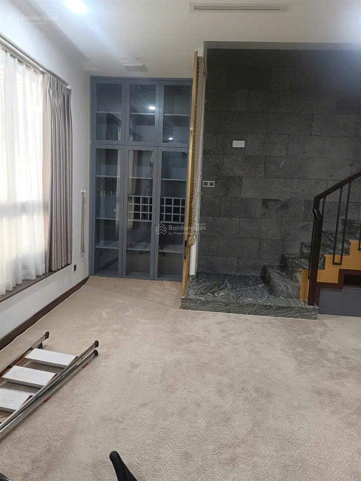 Biệt thự mỹ thái 1 bán 44ty, diện tích 7*18, trệt 2 lầu , sổ hồng.lainguyen 0903 892 ***