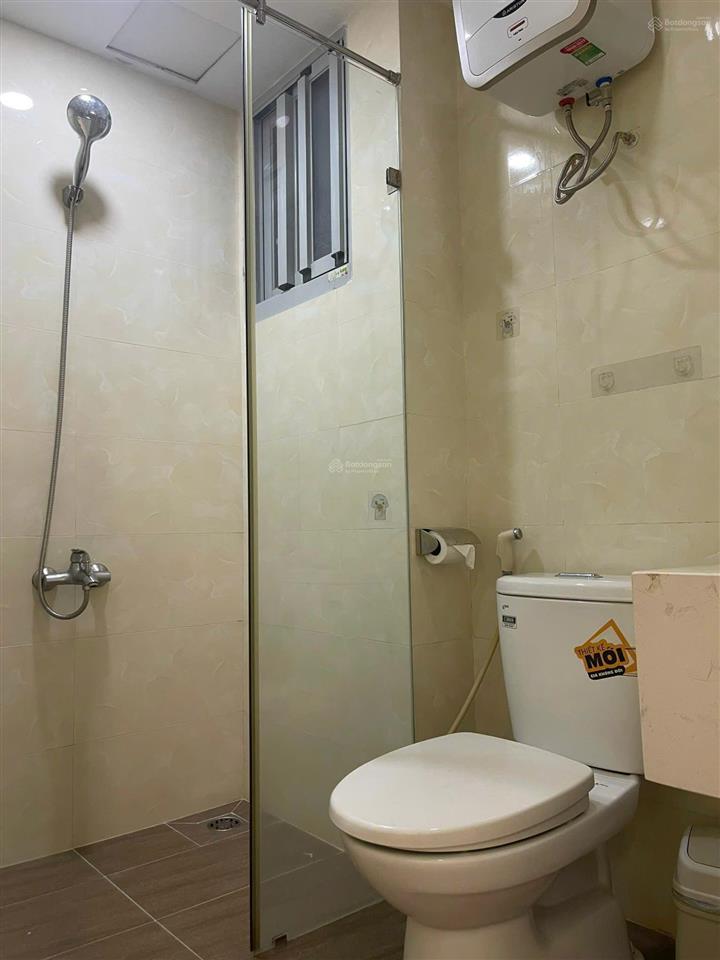 Scenic valley 1 giá 7t500, diện tích 71m2, 2 phòng ngủ view hồ bơi. lainguyen 0903 892 ***