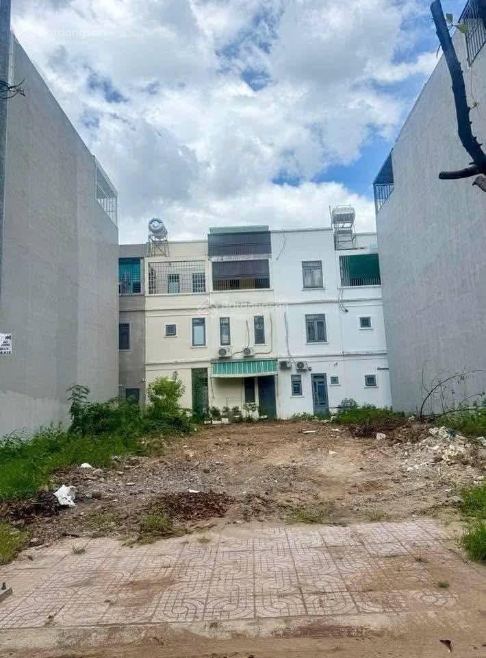 Bán giá rẻ đường d2 phúc đạt tdm bình dương