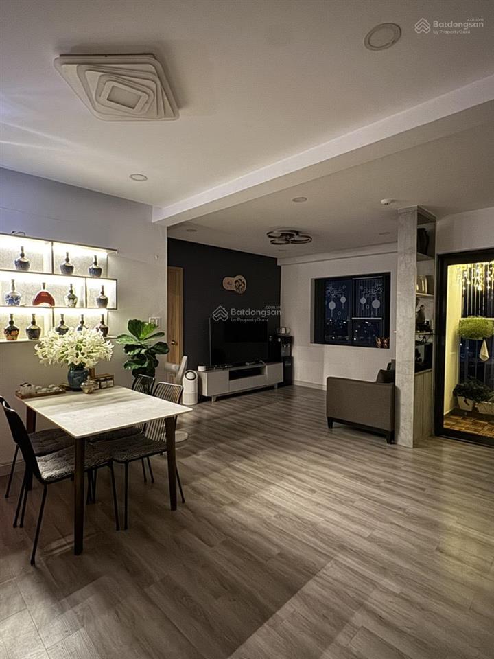 Chính chủ cần bán căn góc 3pn  cực đẹp