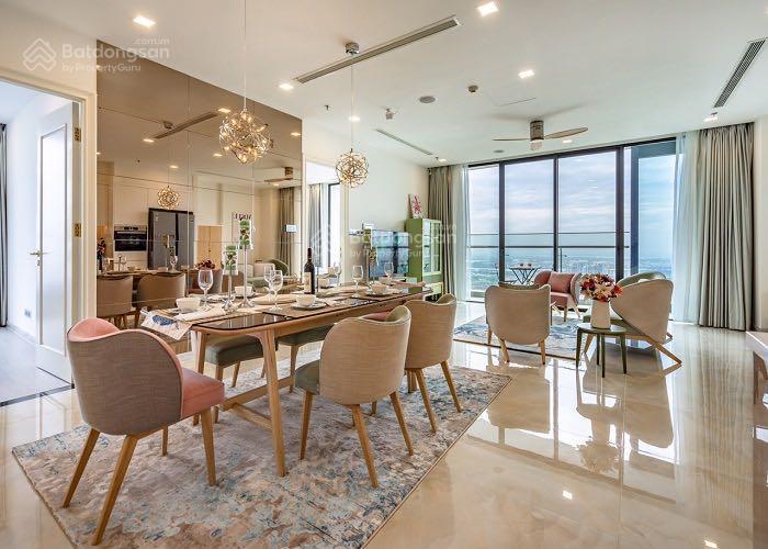 Chính chủ bán gấp căn hộ view sông 145m2  3pn, view sông thoáng mát. giá 14.8 tỷ.  0933 600 ***
