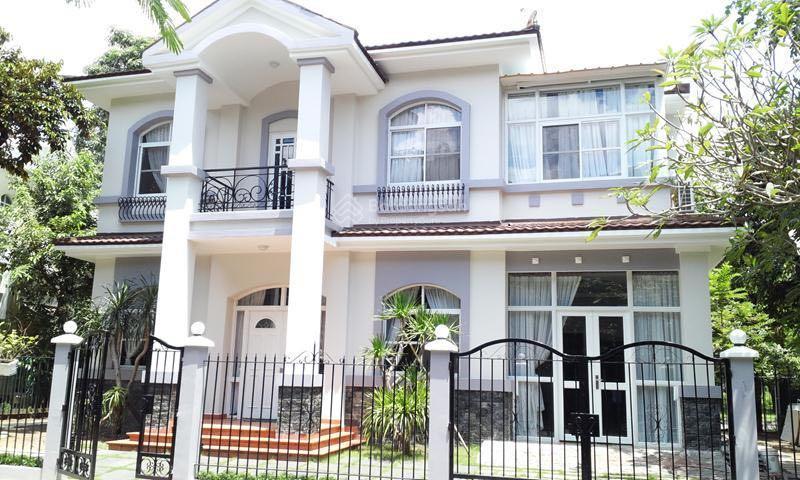 Bán biệt thự hưng thái, nội thất cao cấp, sổ hồng cầm tay. dt 126m2 giá 30 tỷ.  0933 600 ***