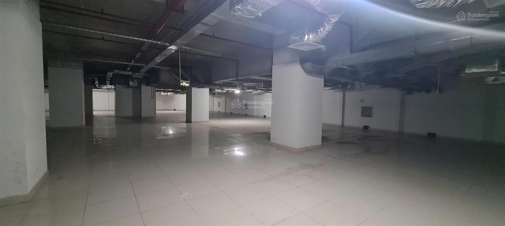 Cho thuê mbkd phố láng hạ  đống đa 906m2 phù hợp làm bar club  nhà hàng...  0943 250 ***
