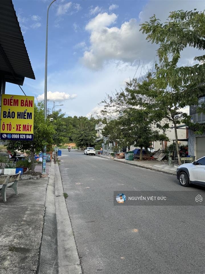 Bán gấp đất mặt tiền trục cổng chỉnh vào kcn vsip 2 ngay gần uỷ ban vĩnh tân và đường vành đai 4