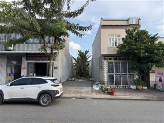 Bán gấp đất mặt tiền trục cổng chỉnh vào kcn vsip 2 ngay gần uỷ ban vĩnh tân và đường vành đai 4