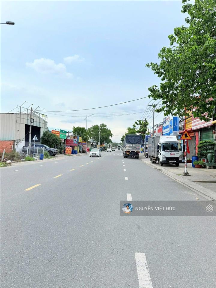 Bán gấp khách sạn mặt tiền lê hồng phong ngã tư chiêu liêu cho thuê 35tr/tháng ngay gần ga metro