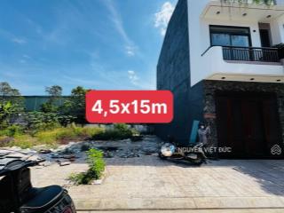 Giảm 200tr bán nhanh lô đất trục chính ngay ngã tư bình chuẩn sát mặt tiền lý tự trọng và dt743