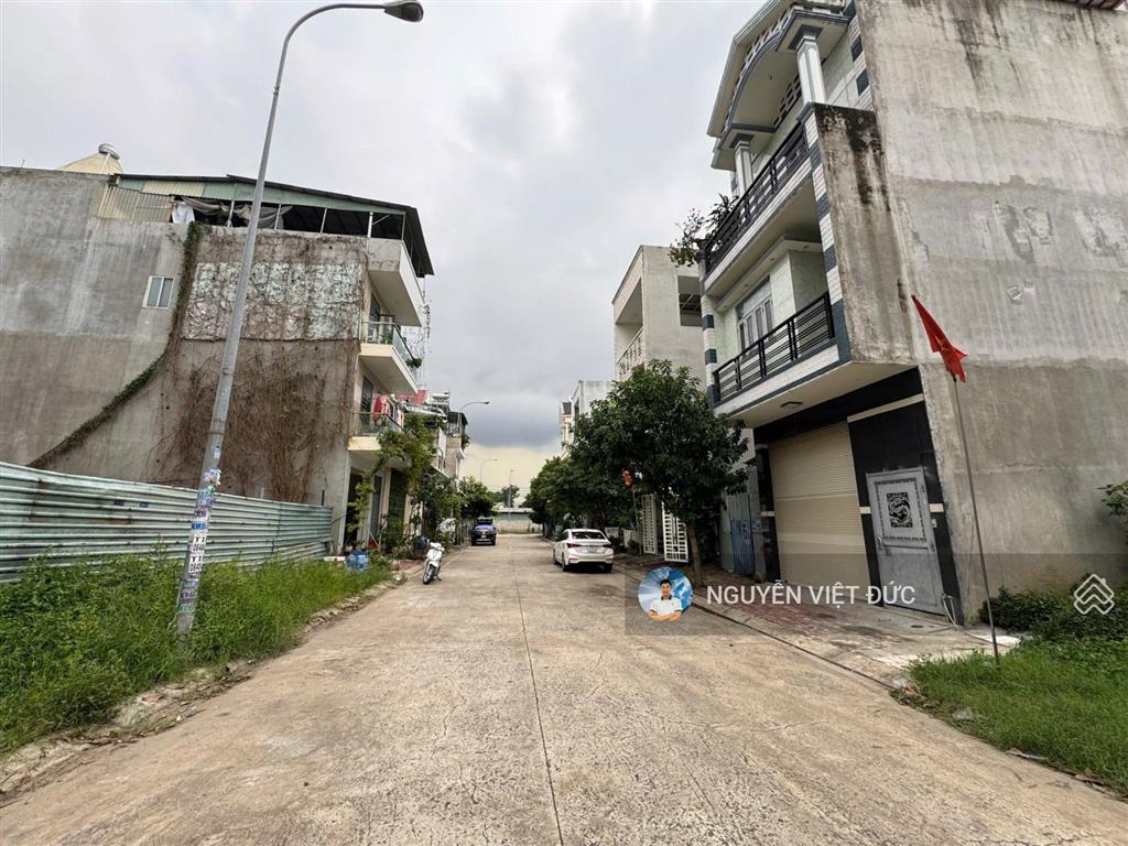 Bán gấp đất ngang 5x15m ngay khu vincom dĩ an kế bên kcn sóng thần thủ đức