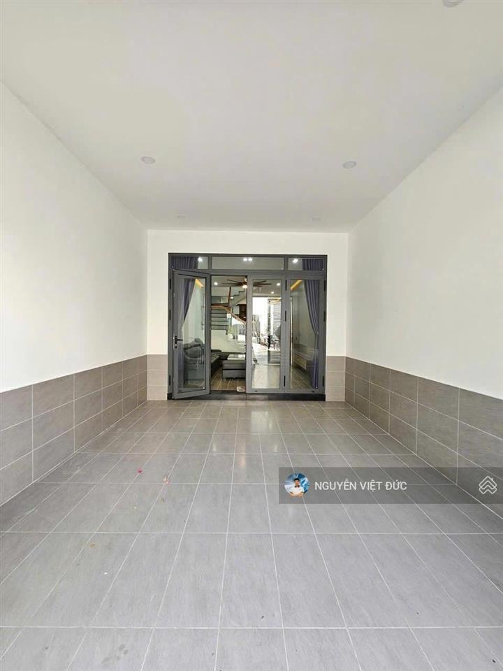 Giảm gấp 700tr triệu bán nhà đẹp đường lê hồng phong gần ngã tư chiêu liêu khu dân cư cao cấp