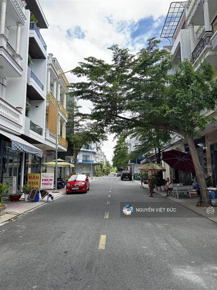 Rẻ hơn hàng xóm 800tr bán gấp nhà 2 lầu kiên cố hoàn công ngay ngã tư miếu ông cù khu dân cư đẹp