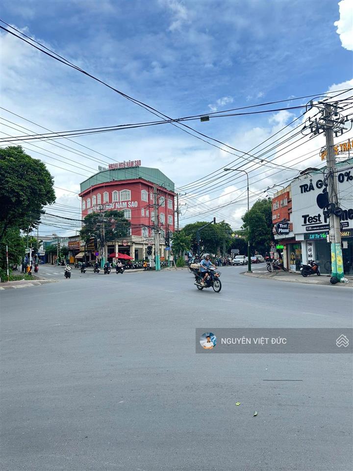 Giảm 3 tỷ bán 160m2 mặt tiền nguyễn trãi ngay ngã tư đồi mồi trung tâm tp dĩ an cổng kcn sóng thần