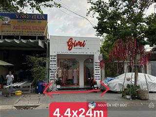 Chủ ở xa giảm 1 tỷ bán gấp nhà mặt tiền hoàng hoa thám ngay ngã tư trung tâm đông hoà dĩ an