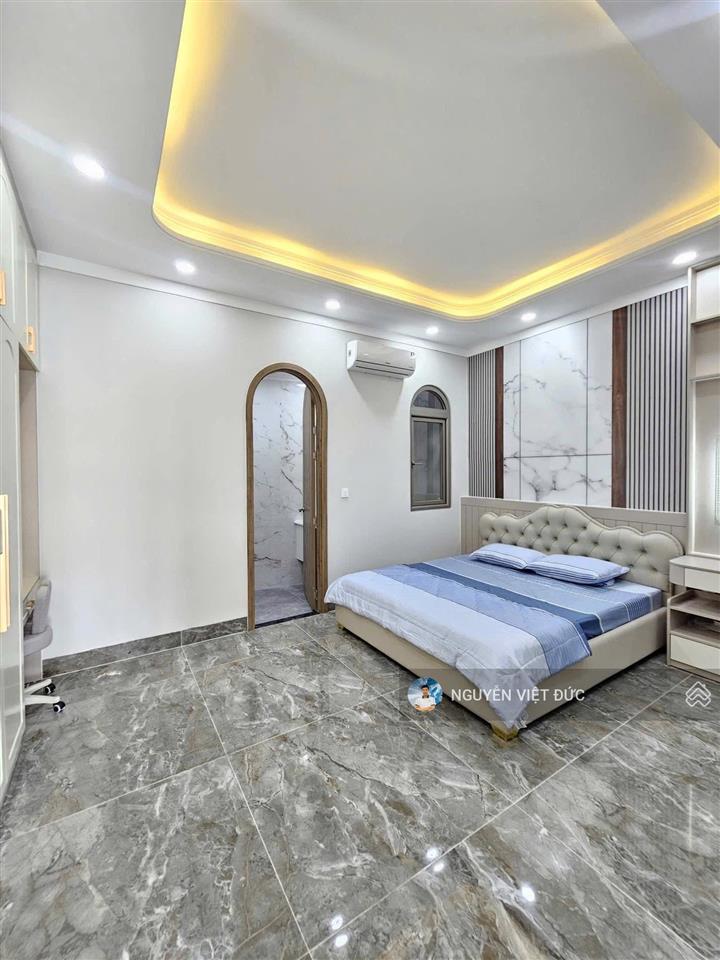 Giảm 2,7 tỷ bán gấp nhà mới mặt tiền hai bà trưng gần go dĩ an