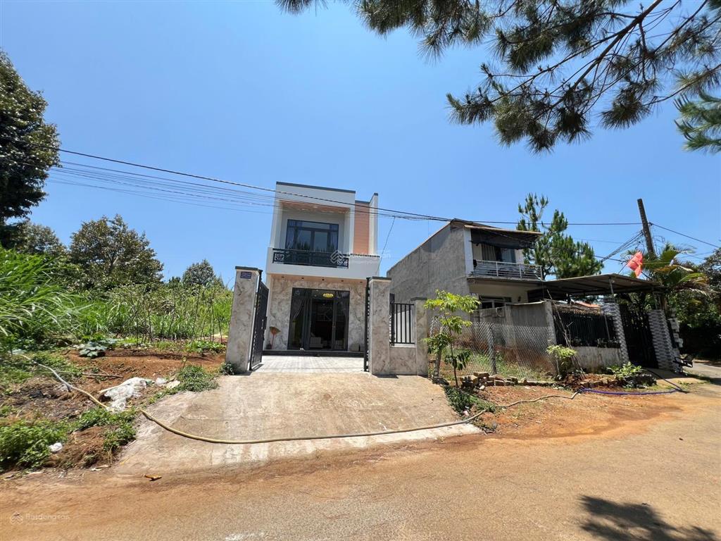 Bán nhà trung tâm phường 2 giá tốt. 0937 508 ***