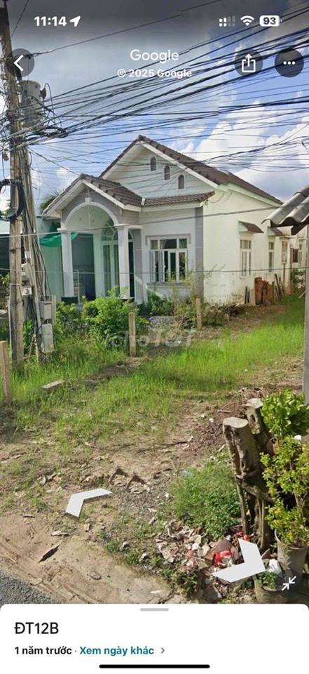 Bán đất mặt tiền