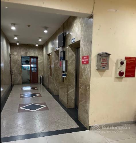 Bán ch 2pn + 2 balcon + 2wc + giếng trời. dt 77,3m2.  0938 111 ***