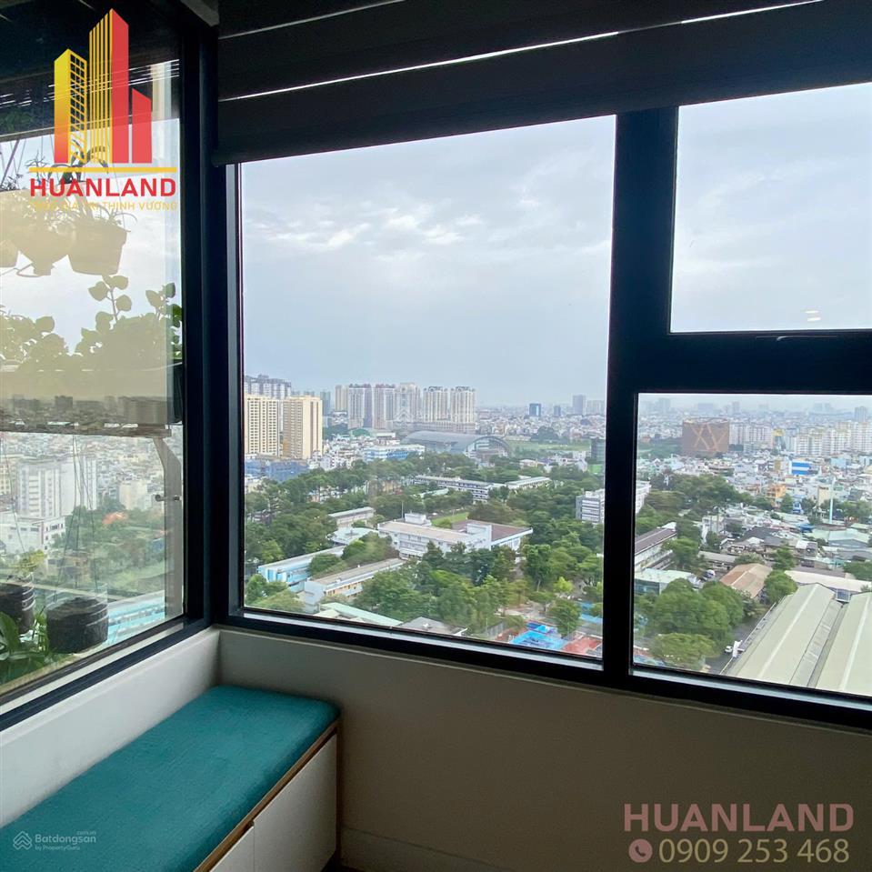 Chính chủ gửi bán căn 2pn 78m2 nội thất cơ bản tại kingdom 101, quận 10, giá chỉ từ 7,8 tỷ
