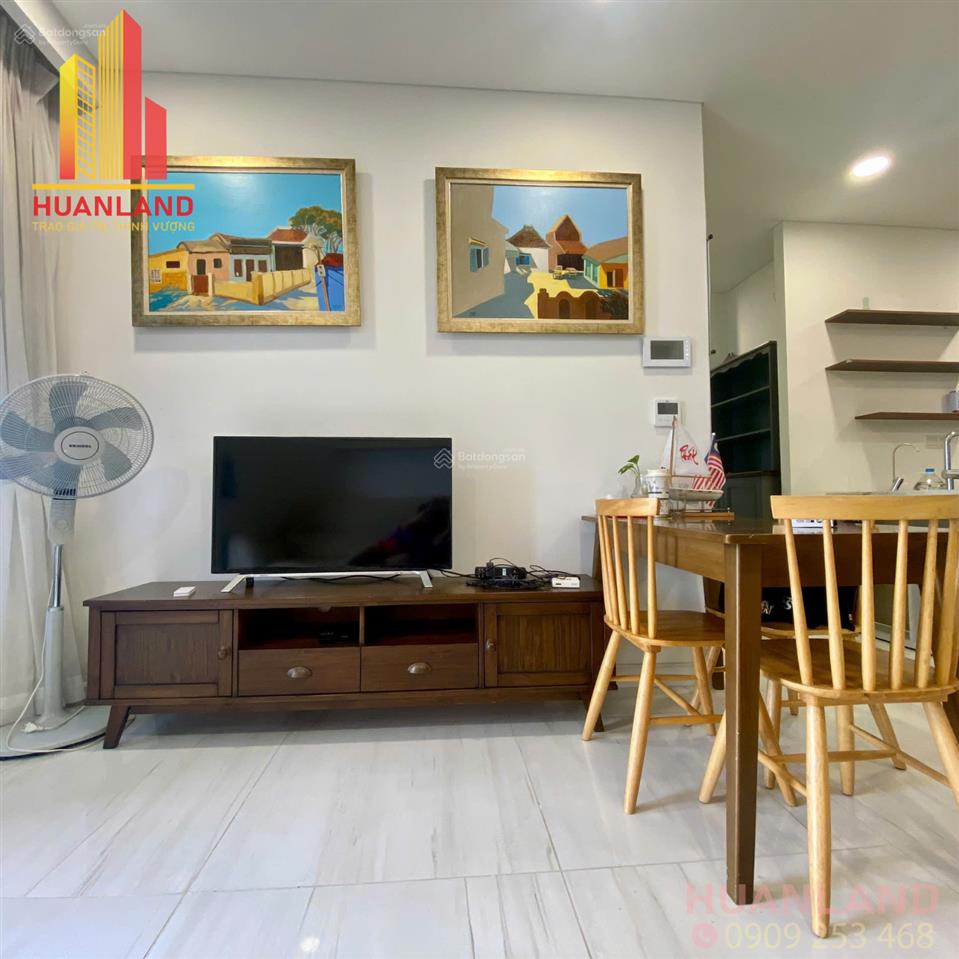 Chính chủ gửi bán căn 2pn 78m2 nội thất cơ bản tại kingdom 101, quận 10, giá chỉ từ 7,8 tỷ