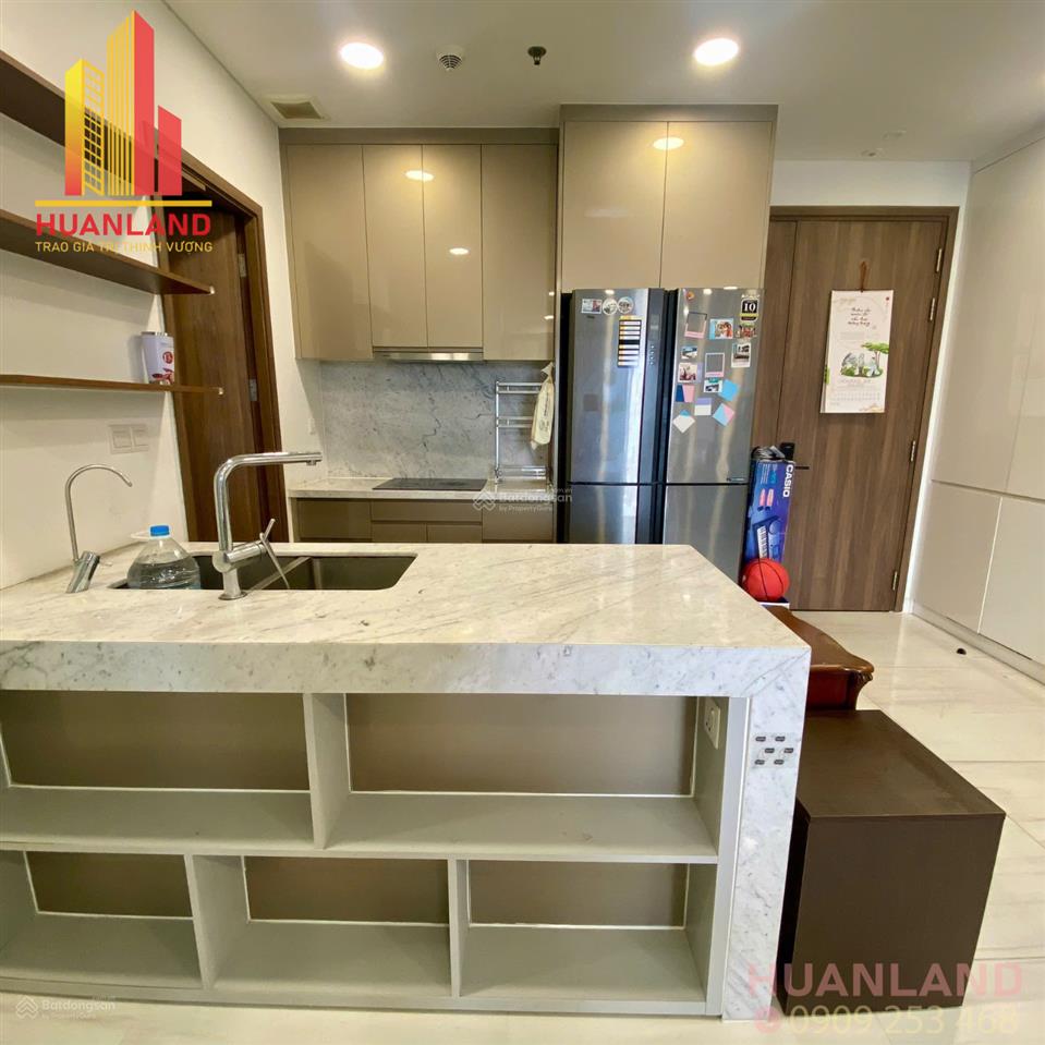 Chính chủ gửi bán căn 2pn 78m2 nội thất cơ bản tại kingdom 101, quận 10, giá chỉ từ 7,8 tỷ