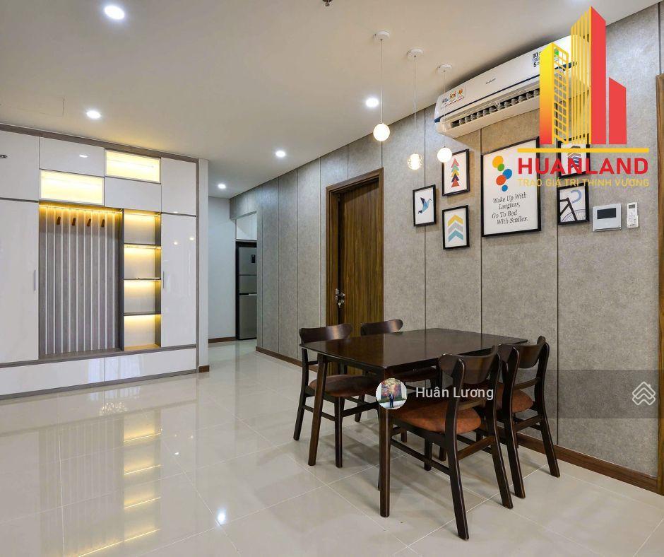 Cần tiền cho con đi du học bán căn hộ 2pn  87m2 tại hado centrosa q.10, nội thất đẹp