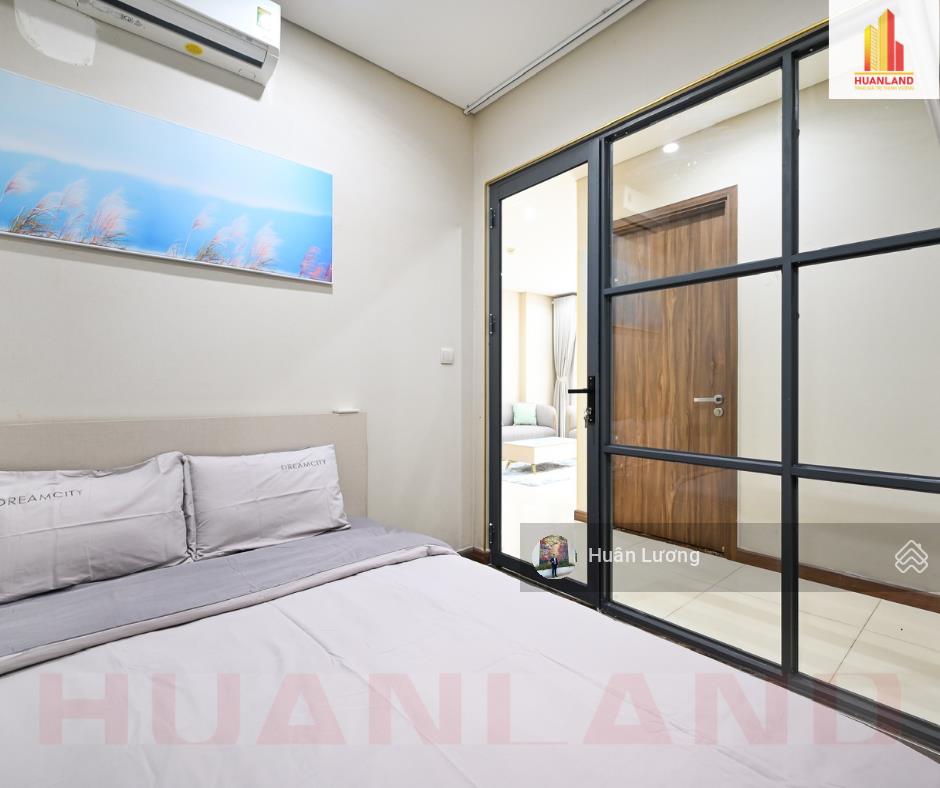 Kẹt tiền bán gấp nhiều căn 107m2 tại hà đô centrosa, 2 phòng ngủ + 1 đa năng, giá tốt, có sổ hồng
