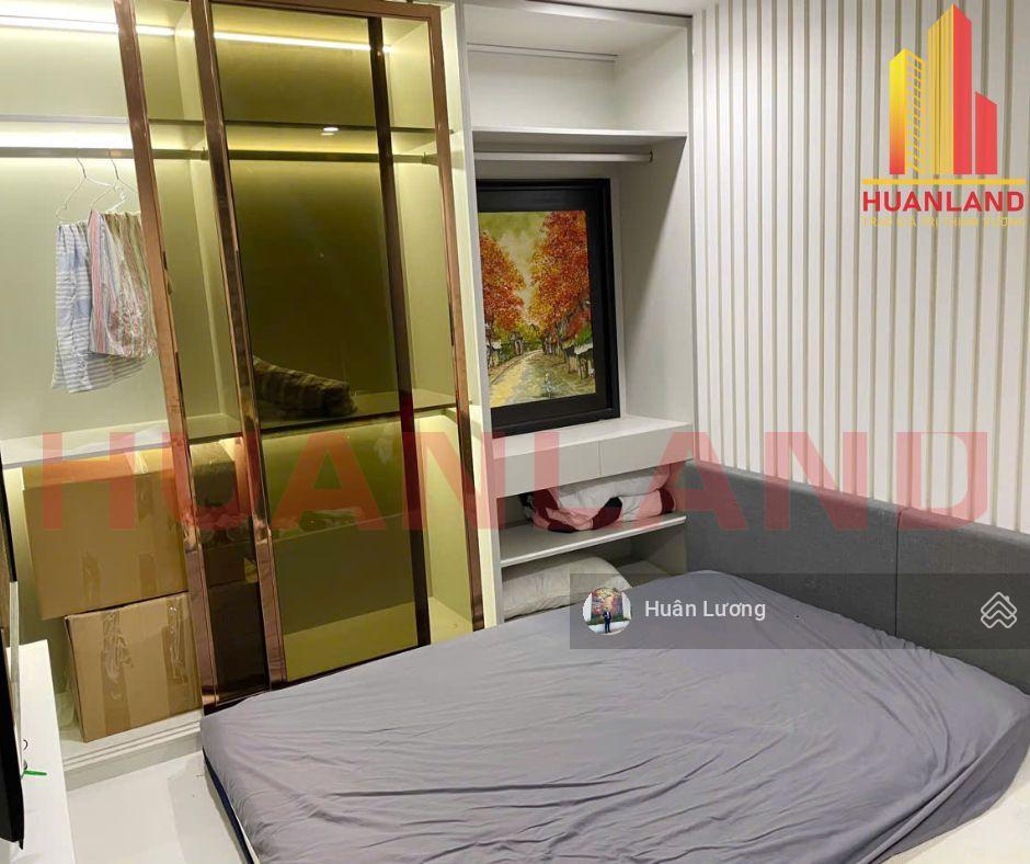 Cần tiền đóng lãi ngân hàng bán lại căn hộ 2pn đầy đủ nội thất tại hà đô centrosa, q10 view thoáng