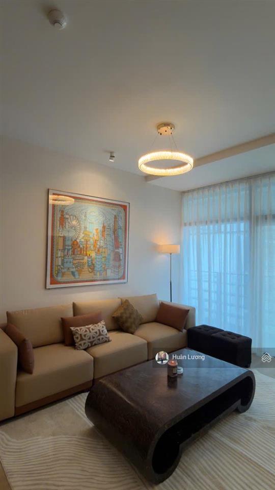 Cho thuê căn hộ 2pn  2wc view nhà thờ đức bà, thủ thiêm, full nội thất đẹp giá 50tr/tháng