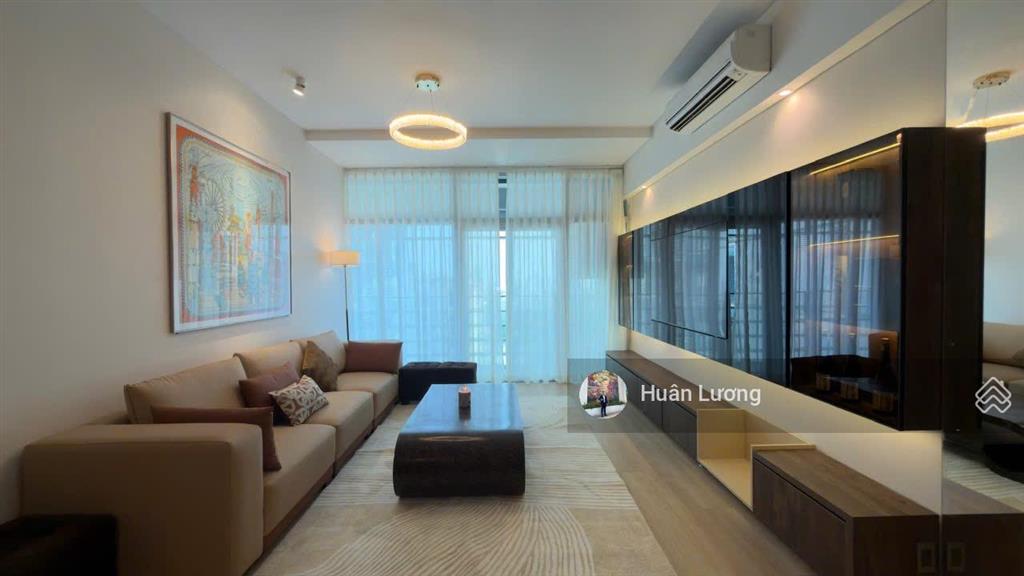 Cho thuê căn hộ 2pn  2wc view nhà thờ đức bà, thủ thiêm, full nội thất đẹp giá 50tr/tháng