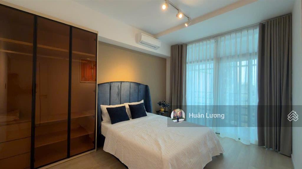 Cho thuê căn hộ 2pn  2wc view nhà thờ đức bà, thủ thiêm, full nội thất đẹp giá 50tr/tháng