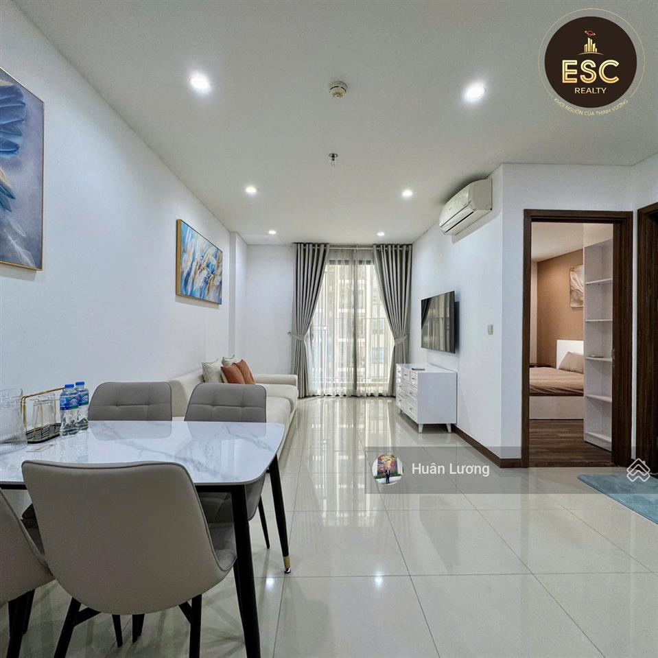 Kẹt tiền bán gấp căn 1pn + 1 đa năng view hồ bơi tại hado centrosa garden, quận 10 đã có sổ hồng