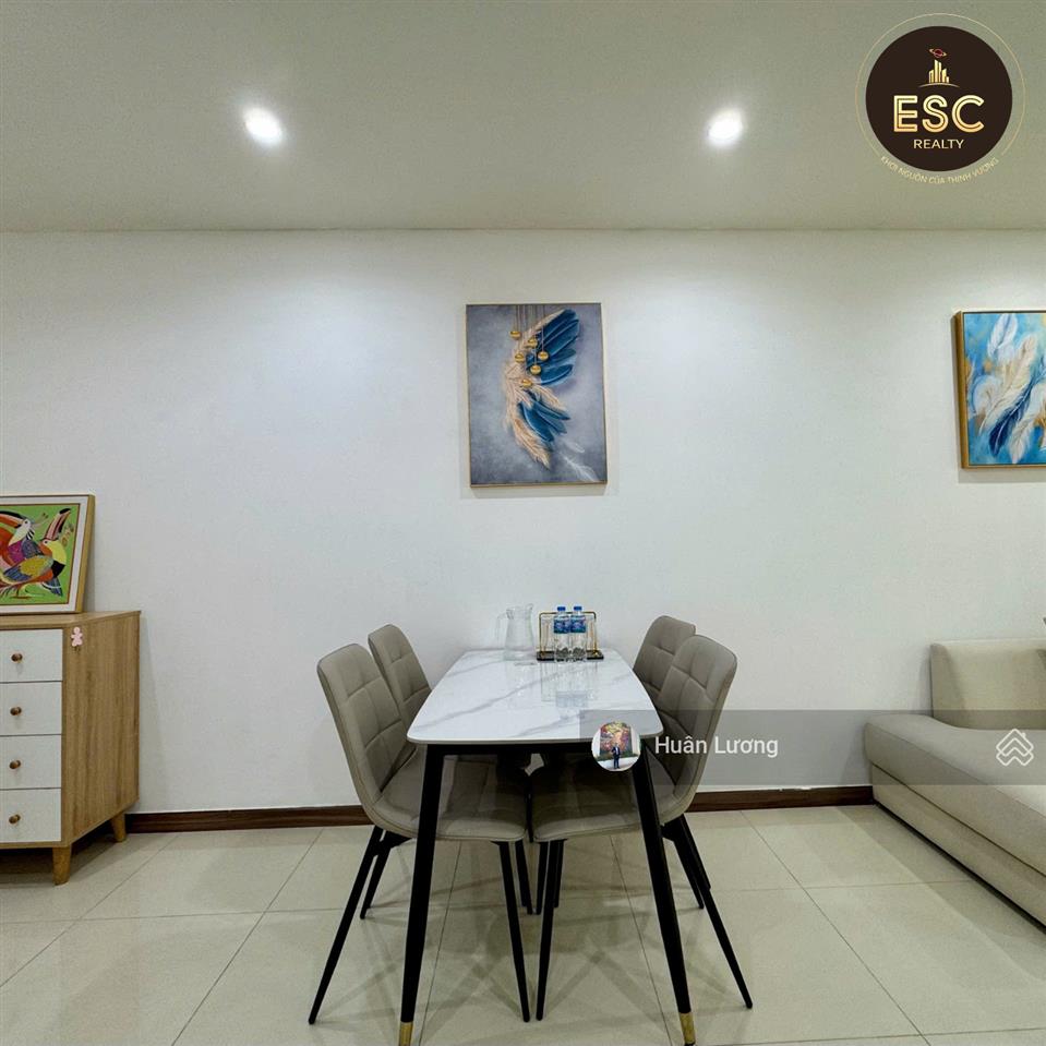 Kẹt tiền bán gấp căn 1pn + 1 đa năng view hồ bơi tại hado centrosa garden, quận 10 đã có sổ hồng