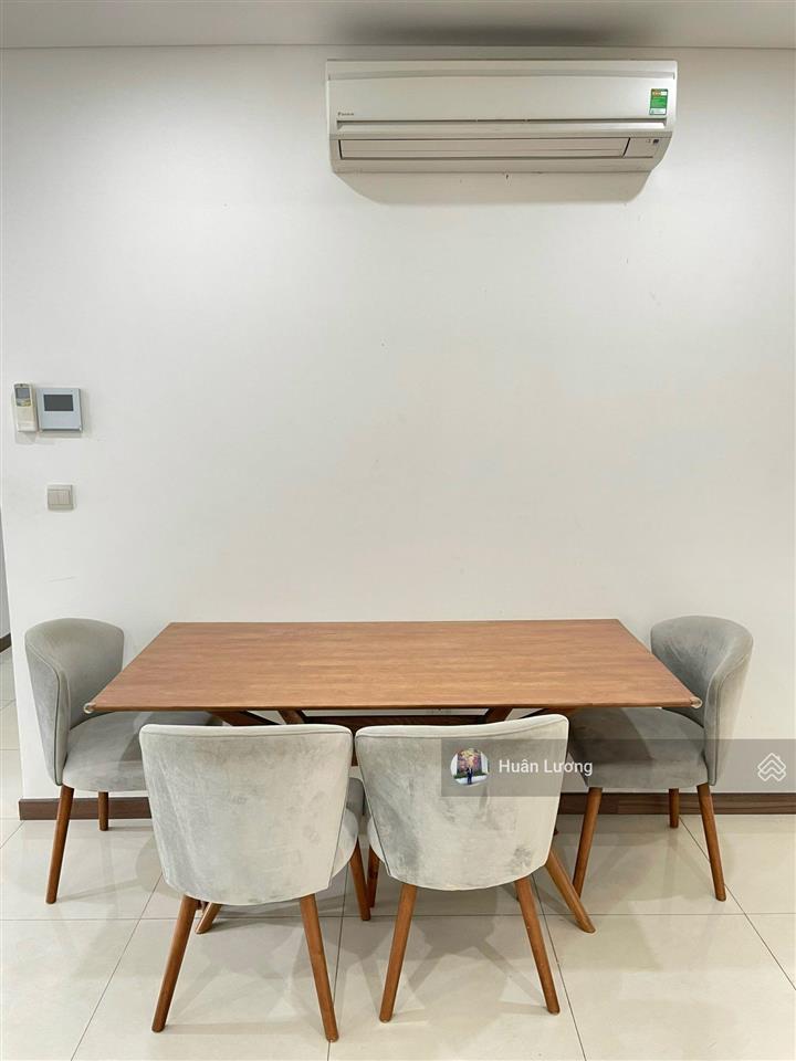 Cho thuê căn 3pn2wc nội thất đẹp view q1 tại hà đô centrosa q10, xách vali vào ở ngay giá chỉ 26tr